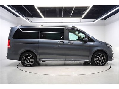 2023 Mercedes-BENZ V-CLASS photo 4