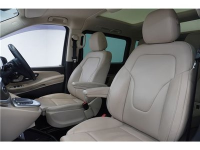 2023 Mercedes-BENZ V-CLASS — миниатюра 31