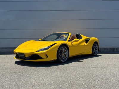FERRARI F8 SPIDER - 1