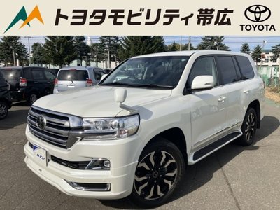 TOYOTA LAND CRUISER 200