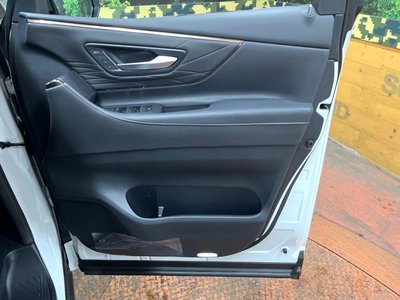 صورة مصغرة 50 لـ 2025 Toyota VELLFIRE
