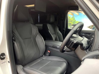 TOYOTA VELLFIRE - 8