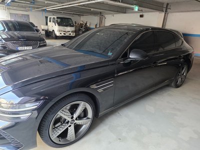 GENESIS G80 (RG3) - 2