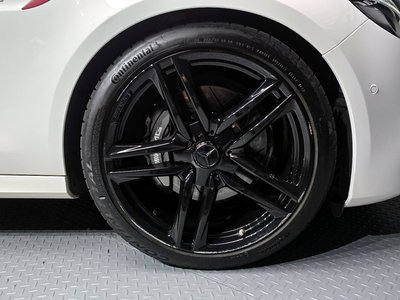 MERCEDES-BENZ E-CLASS - 6