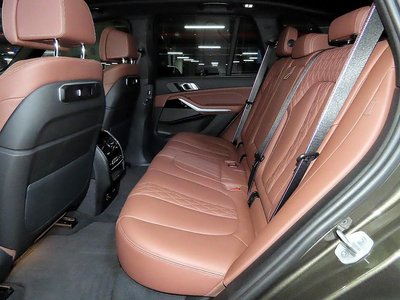 صورة 5 لـ 2024 BMW X5