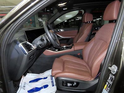 صورة 7 لـ 2024 BMW X5