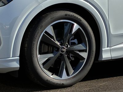 AUDI Q4 E-TRON - 10