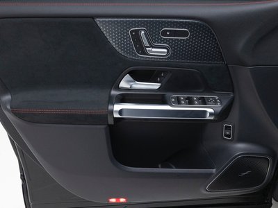 2024 Mercedes-BENZ EQB — миниатюра 15