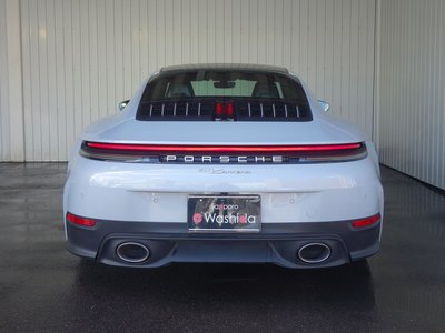 PORSCHE 911 - 8