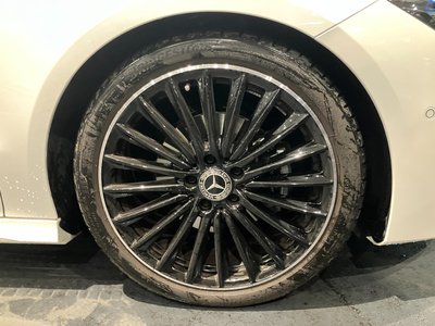 MERCEDES-BENZ CLA - 9