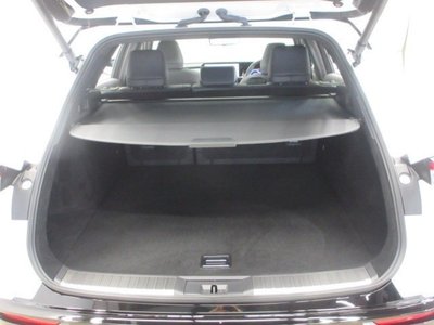 صورة 33 لـ 2025 Toyota CROWN ESTATE