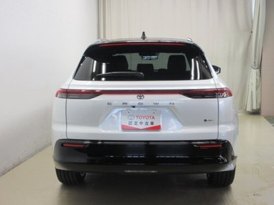 صورة 4 لـ 2025 Toyota CROWN ESTATE