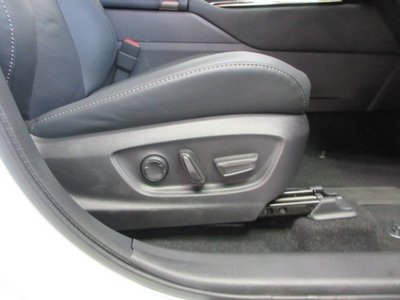 صورة 21 لـ 2025 Toyota CROWN ESTATE