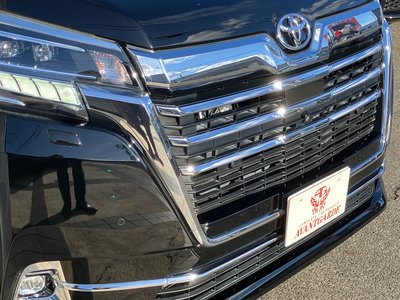 TOYOTA GRAND ACE - 10