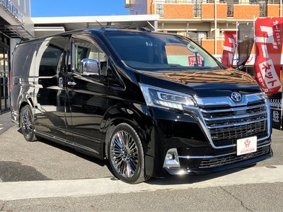 TOYOTA GRAND ACE - 3