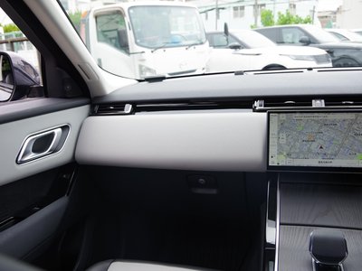 2025 LAND Rover RANGE ROVER VELAR thumbnail 36
