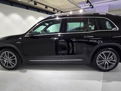 MERCEDES-BENZ GLB - 8