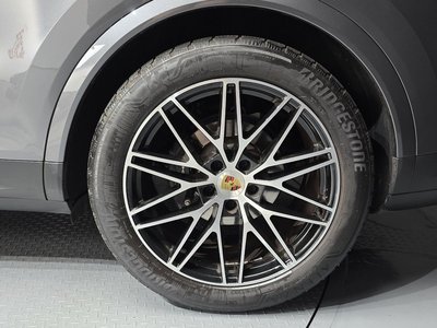 2024 Porsche CAYENNE 照片 8