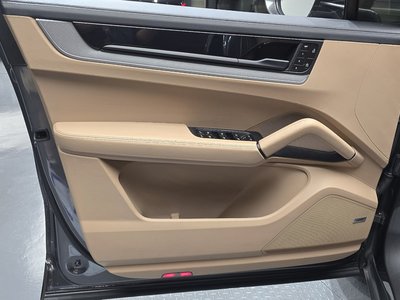 صورة مصغرة 14 لـ 2024 Porsche CAYENNE