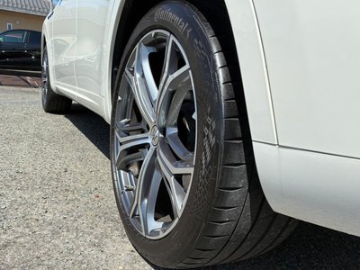 MASERATI LEVANTE - 8