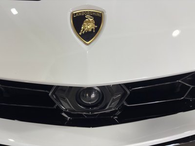 2019 Lamborghini URUS thumbnail 46