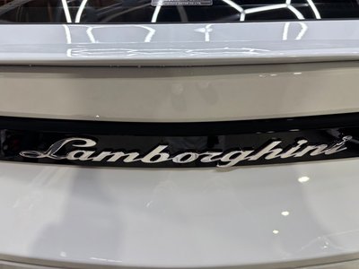 2019 Lamborghini URUS thumbnail 56