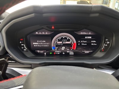 2019 Lamborghini URUS thumbnail 17