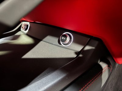 2019 Lamborghini URUS thumbnail 54