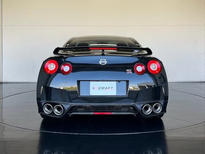 NISSAN GT-R - 4