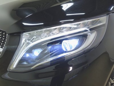 MERCEDES-BENZ V-CLASS - 3