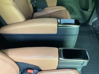 2025 Toyota VELLFIRE — миниатюра 36