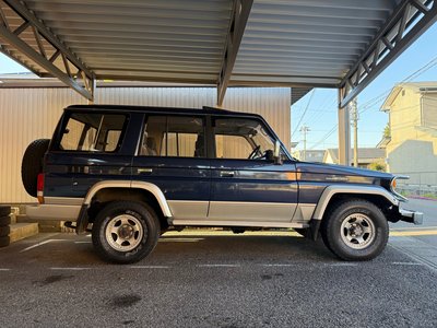 TOYOTA LAND CRUISER 70 - 5