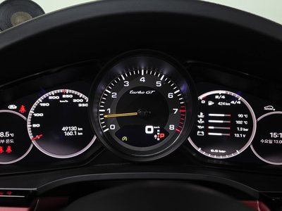 PORSCHE CAYENNE - 8