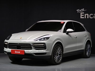 PORSCHE CAYENNE - 1