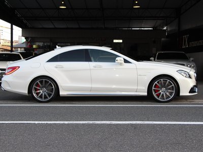 MERCEDES-BENZ CLS AMG - 5