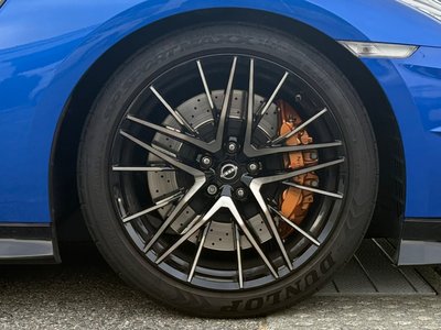 NISSAN GT-R BLACK EDITION - 8