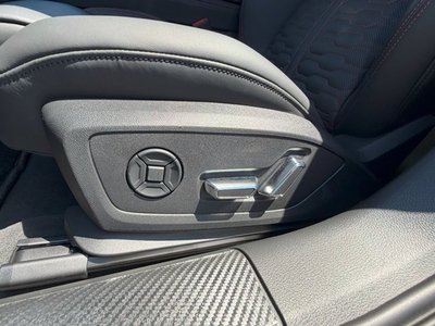 2024 AUDI RS6 AVANT — миниатюра 25