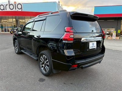 TOYOTA LAND CRUISER PRADO - 9