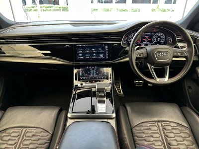 AUDI RS Q8 - 3