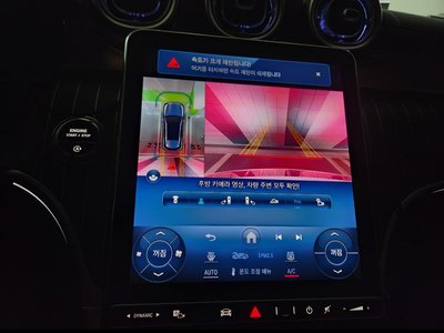 MERCEDES-BENZ GLC - 9