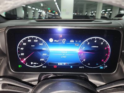 MERCEDES-BENZ GLC - 5