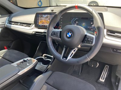 2025 BMW X1 — миниатюра 31