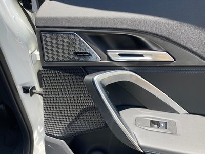 2025 BMW X1 — миниатюра 24