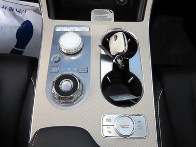 2026 Genesis GV80 缩略图 11