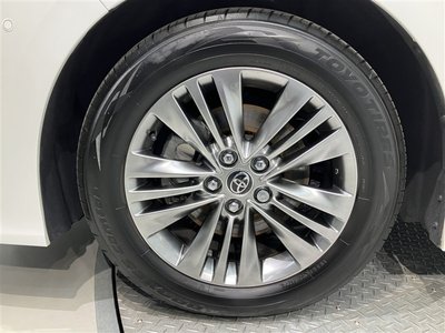 TOYOTA ALPHARD - 9
