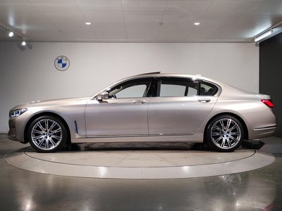 2020 BMW 7 SERIES — фото 8