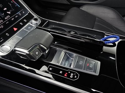 2019 AUDI A8 thumbnail 12