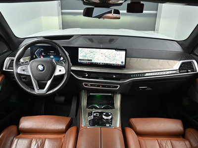 BMW X7 - 7