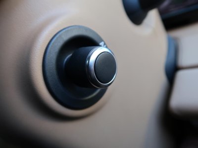 LAND ROVER RANGE ROVER - 10