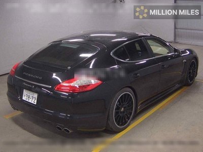 PORSCHE PANAMERA - 5